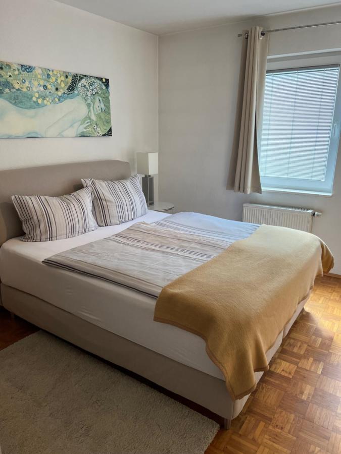 Apartmenthaus Zentrum Komfort Apartments mit Miniküchen verschiedener Größen Kassel Exterior foto