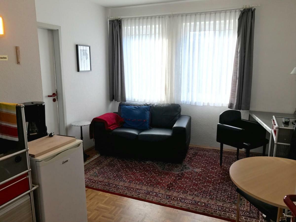 Apartmenthaus Zentrum Komfort Apartments mit Miniküchen verschiedener Größen Kassel Exterior foto