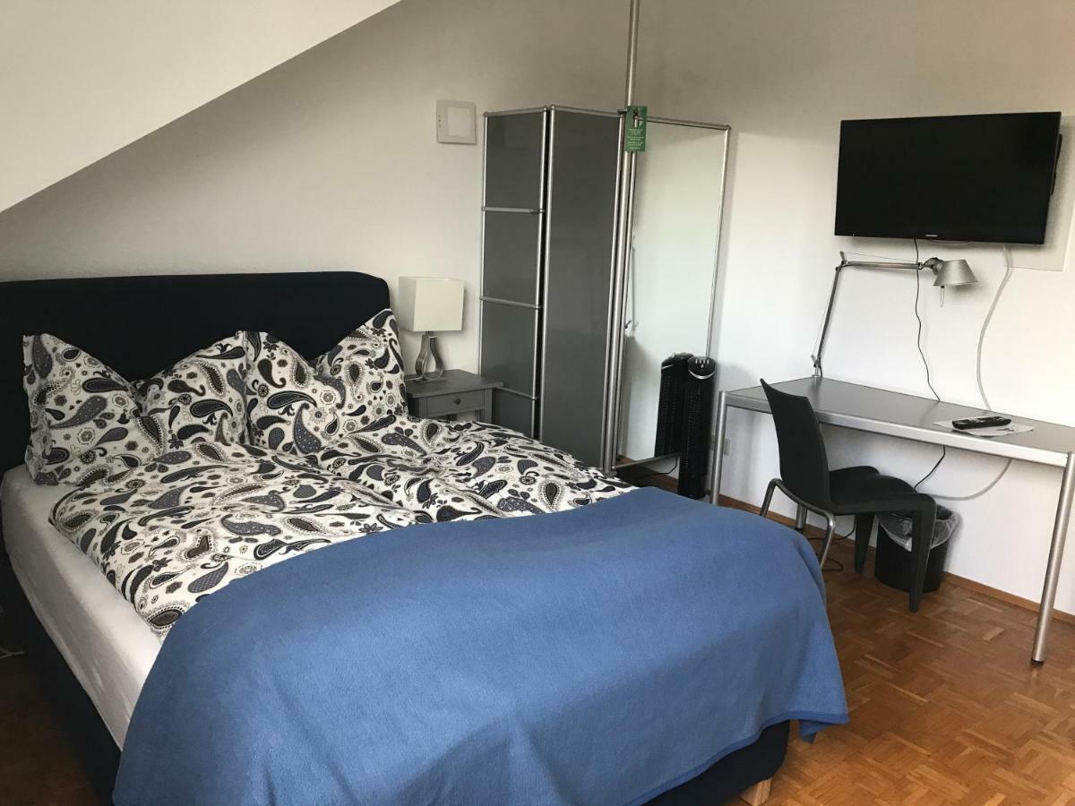 Apartmenthaus Zentrum Komfort Apartments mit Miniküchen verschiedener Größen Kassel Exterior foto