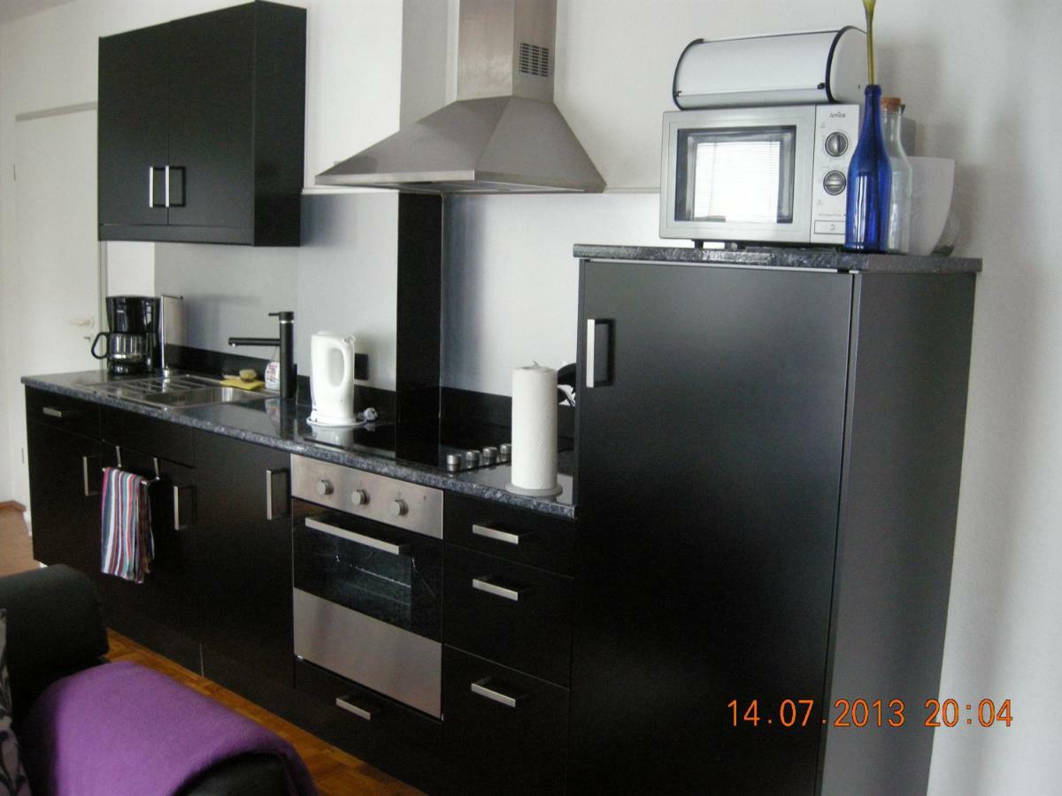 Apartmenthaus Zentrum Komfort Apartments mit Miniküchen verschiedener Größen Kassel Exterior foto